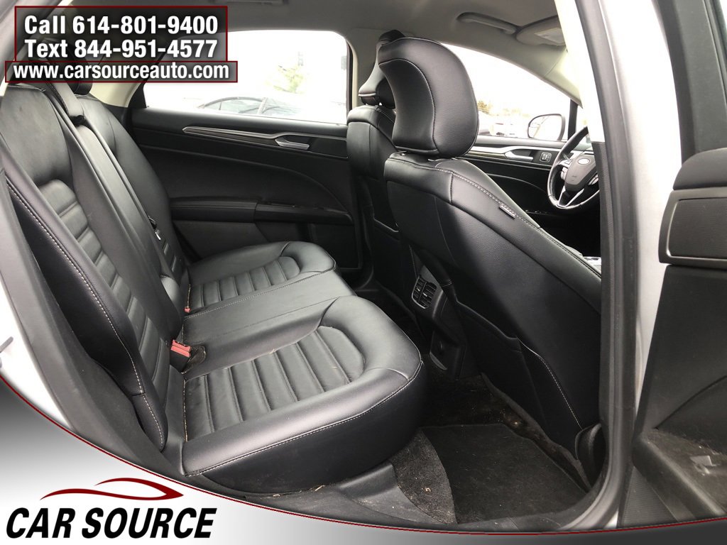 Used 2018 Ford Fusion SE w/ Fusion SE Technology Package image 22