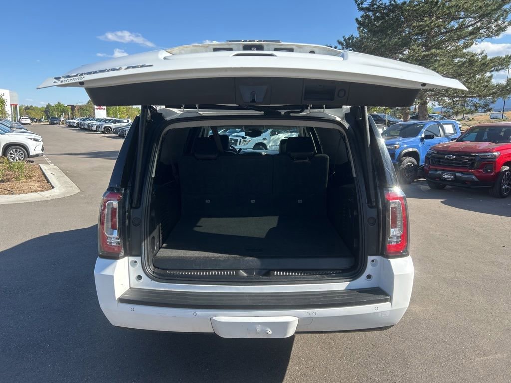 Used 2020 GMC Yukon XL SLT AWD/4WD image 21