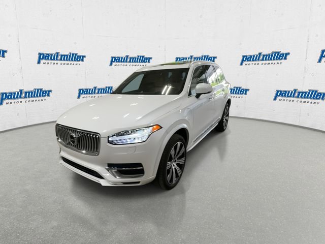 Used 2021 Volvo XC90 T8 Inscription w/ Protection Package Premier AWD/4WD image 4