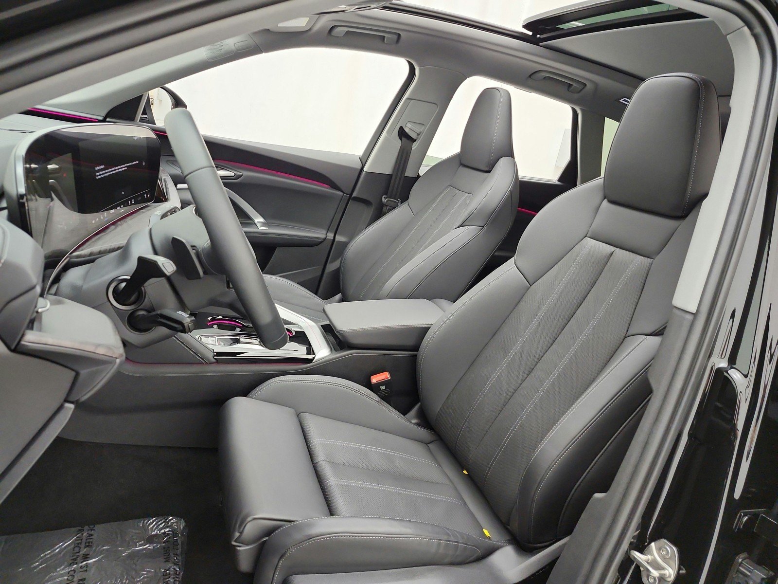 Used 2025 Audi Q5 Premium Plus w/ Premium Plus AWD/4WD image 10