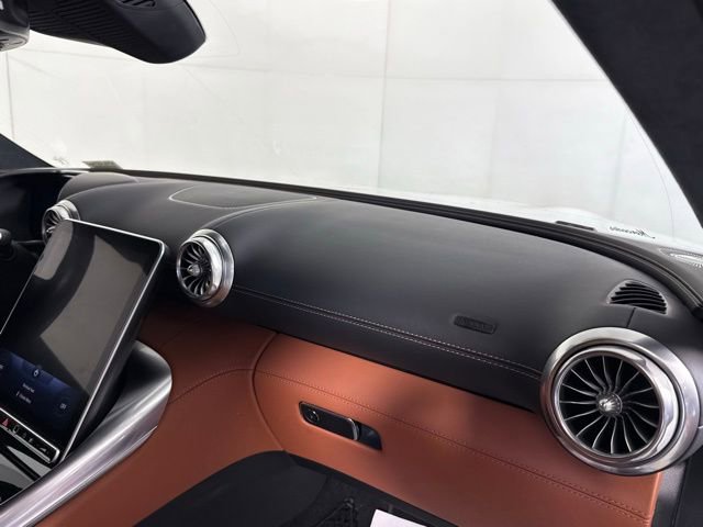 Used 2022 Mercedes-Benz SL 63 AMG 4MATIC image 30