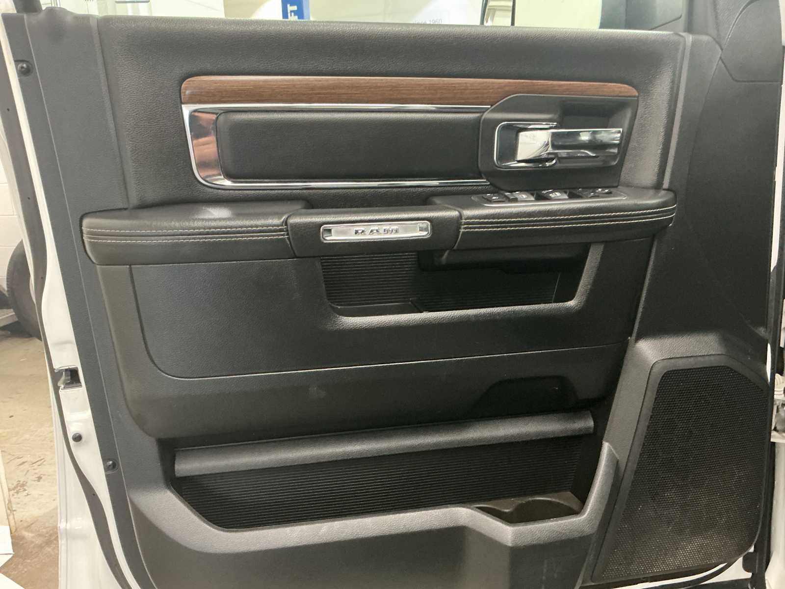 Used 2014 RAM 2500 Laramie image 19