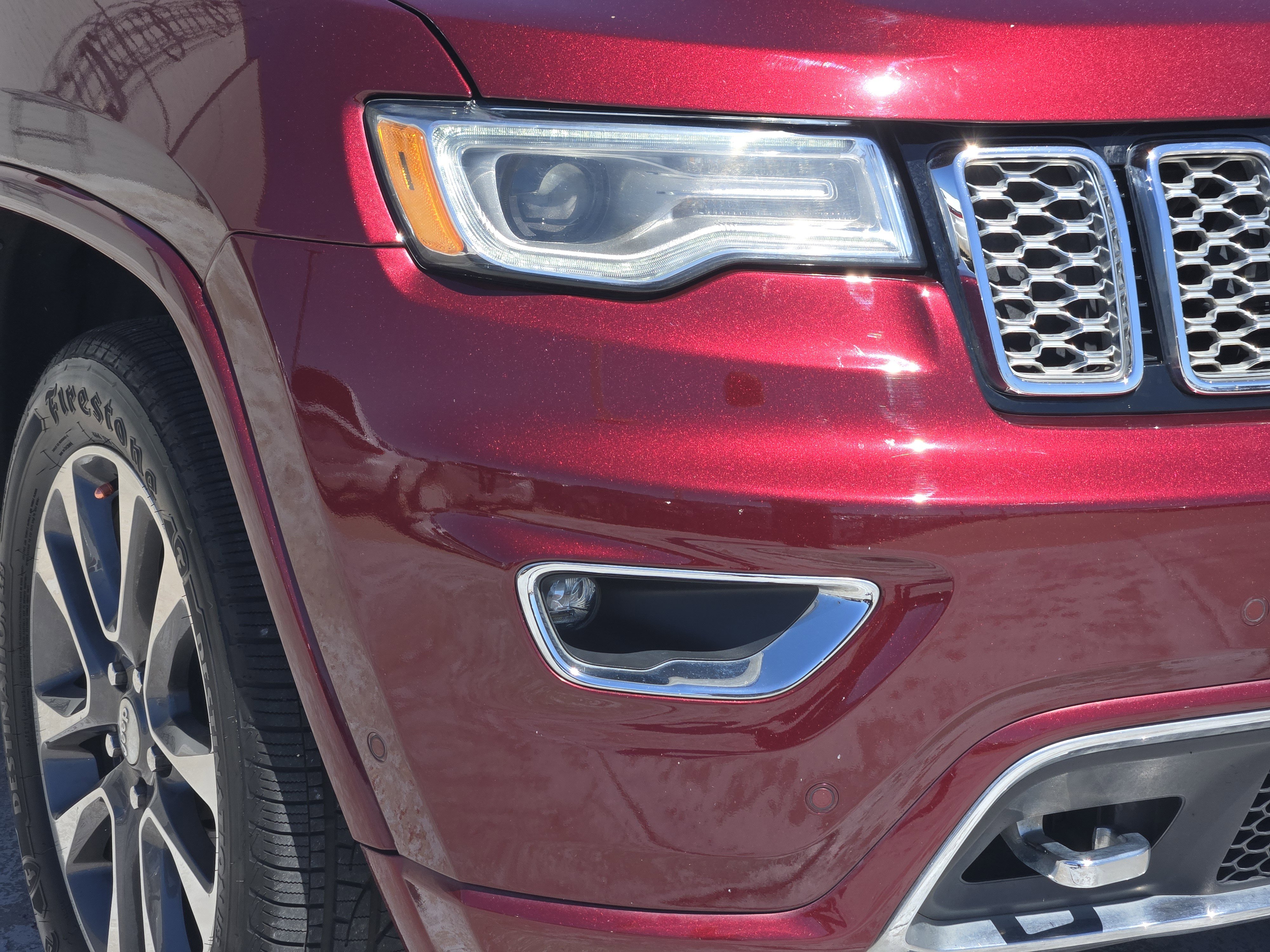 Used 2018 Jeep Grand Cherokee Overland RWD image 9