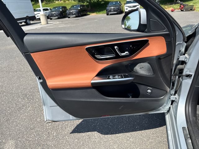 Used 2023 Mercedes-Benz C 300 4MATIC Sedan image 24