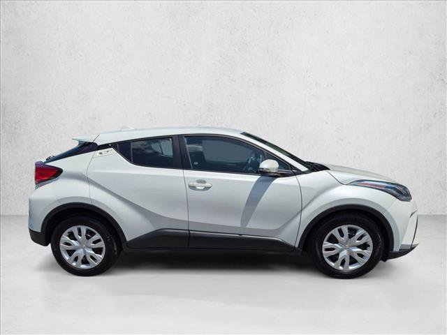 Used 2021 Toyota C-HR LE FWD image 4