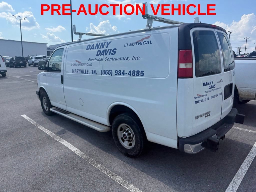 Used 2014 GMC Savana 2500 RWD image 4