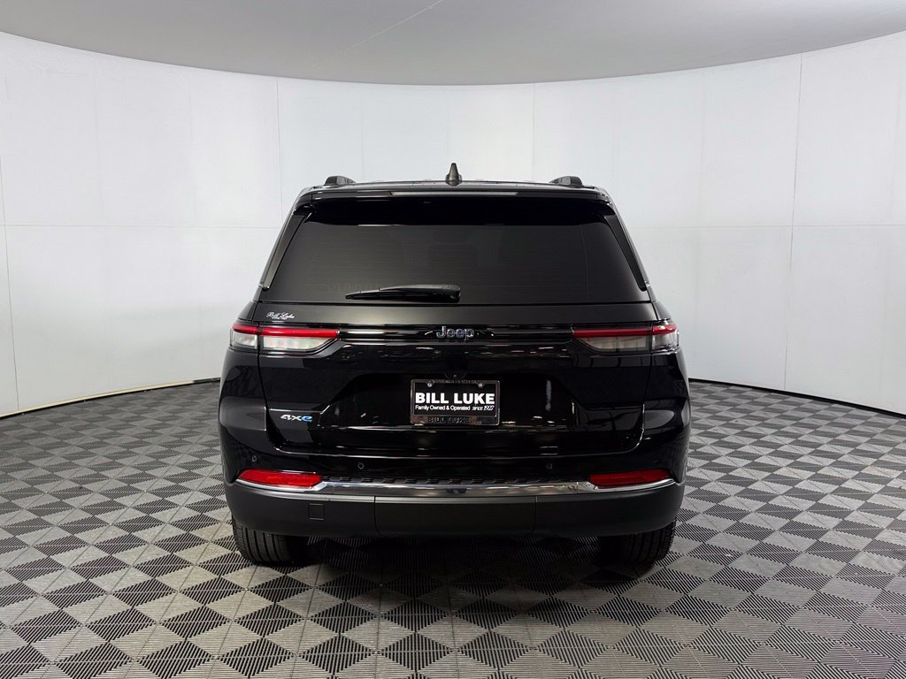 Used 2023 Jeep Grand Cherokee 4WD 4xe image 7