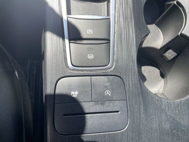 Used 2025 Ford Escape ST-Line FWD image 17