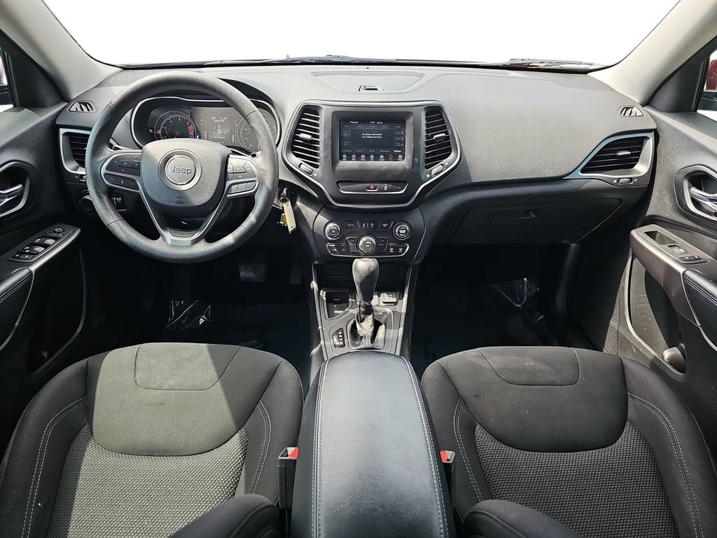 Used 2021 Jeep Cherokee Latitude FWD image 13