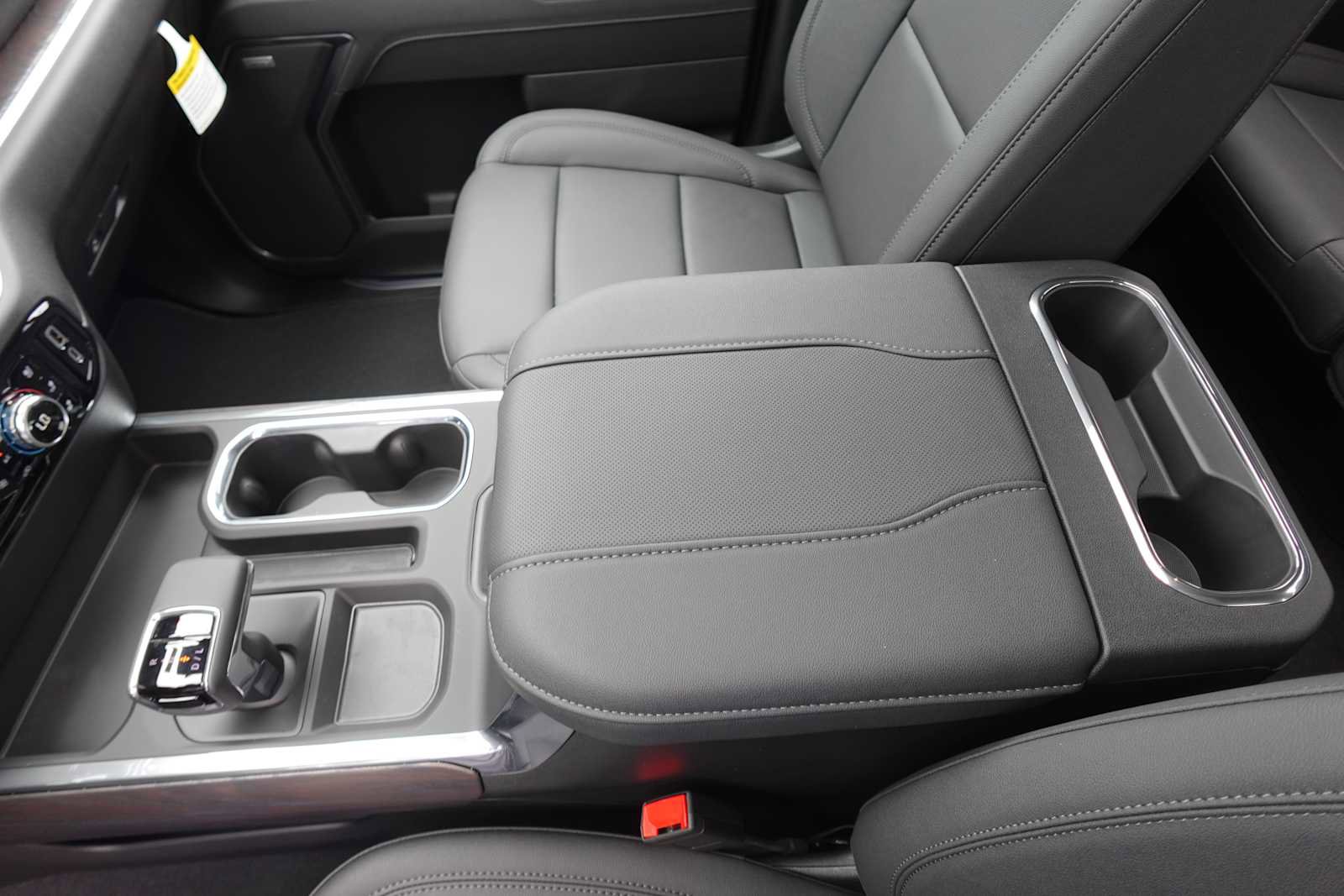 New 2026 GMC Sierra 1500 SLT w/ SLT Convenience Package image 25