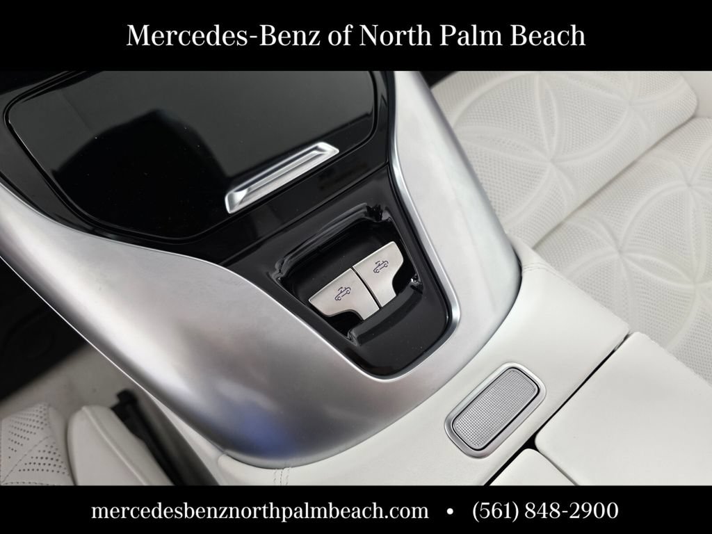 Used 2026 Mercedes-Benz Maybach SL 680 image 21