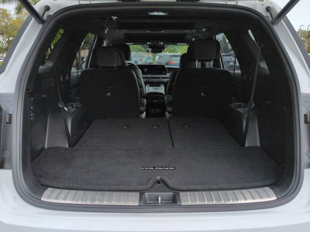 Used 2023 Hyundai Palisade Calligraphy image 14