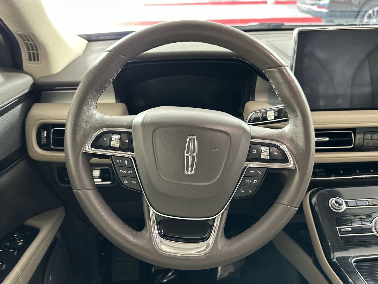 Used 2023 Lincoln Nautilus AWD w/ Premium Package image 16