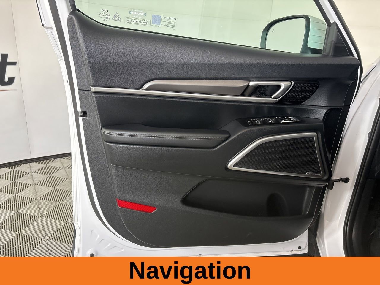 Used 2025 Kia Telluride S image 10