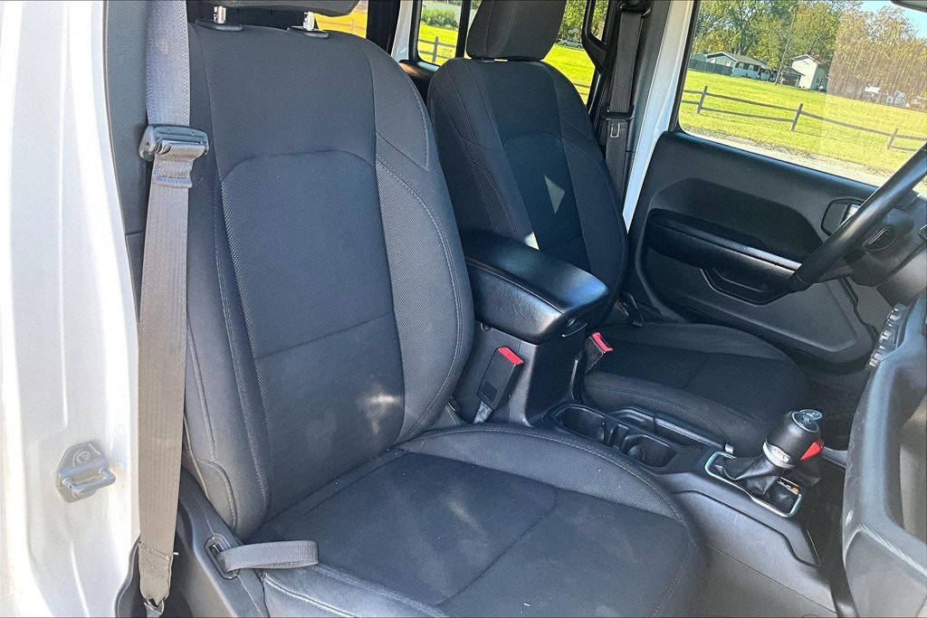 Used 2019 Jeep Wrangler Unlimited Sport S AWD/4WD image 7