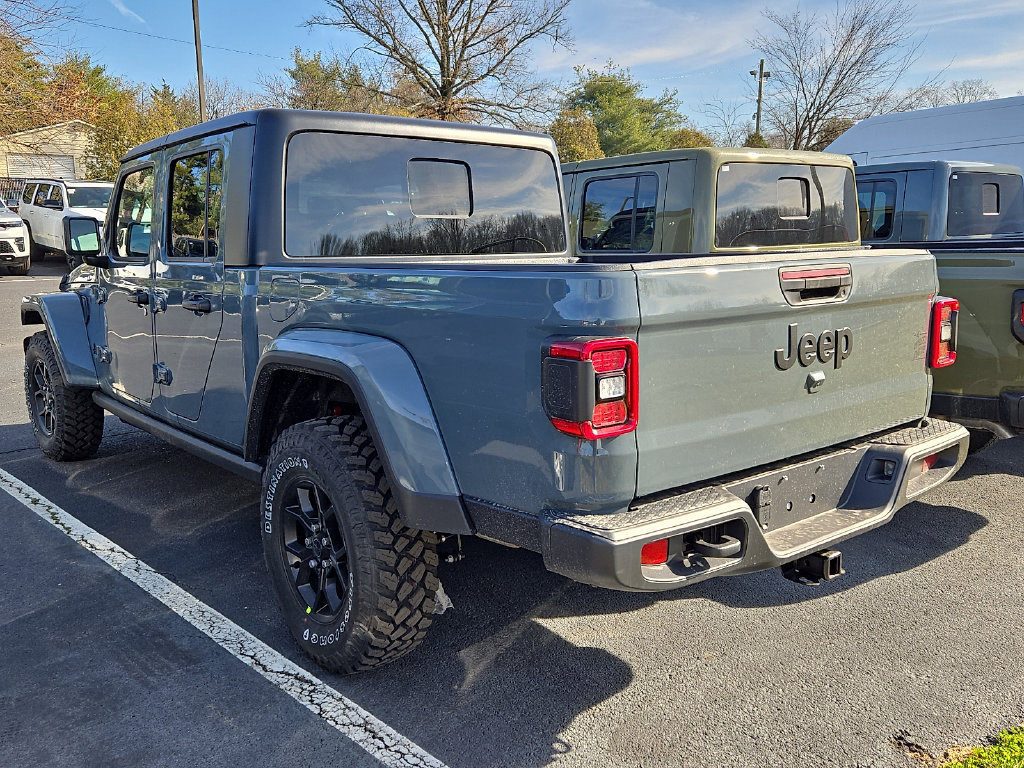 New 2026 Jeep Gladiator Sport AWD/4WD image 3