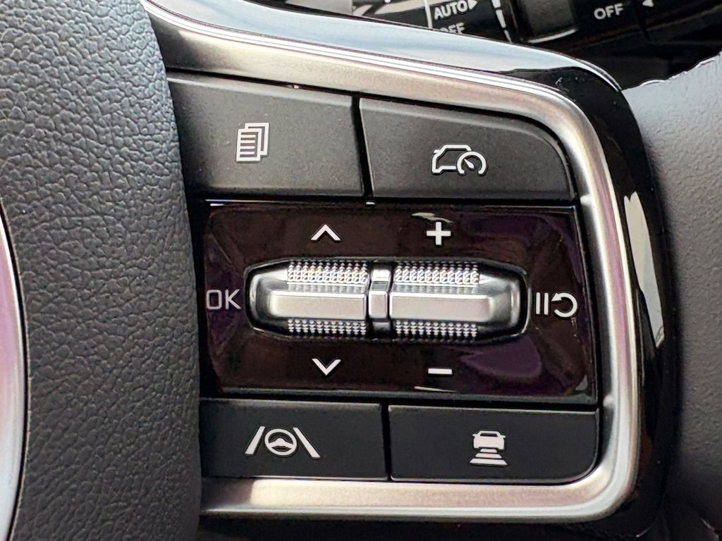 New 2026 Kia Carnival SX Prestige FWD image 25