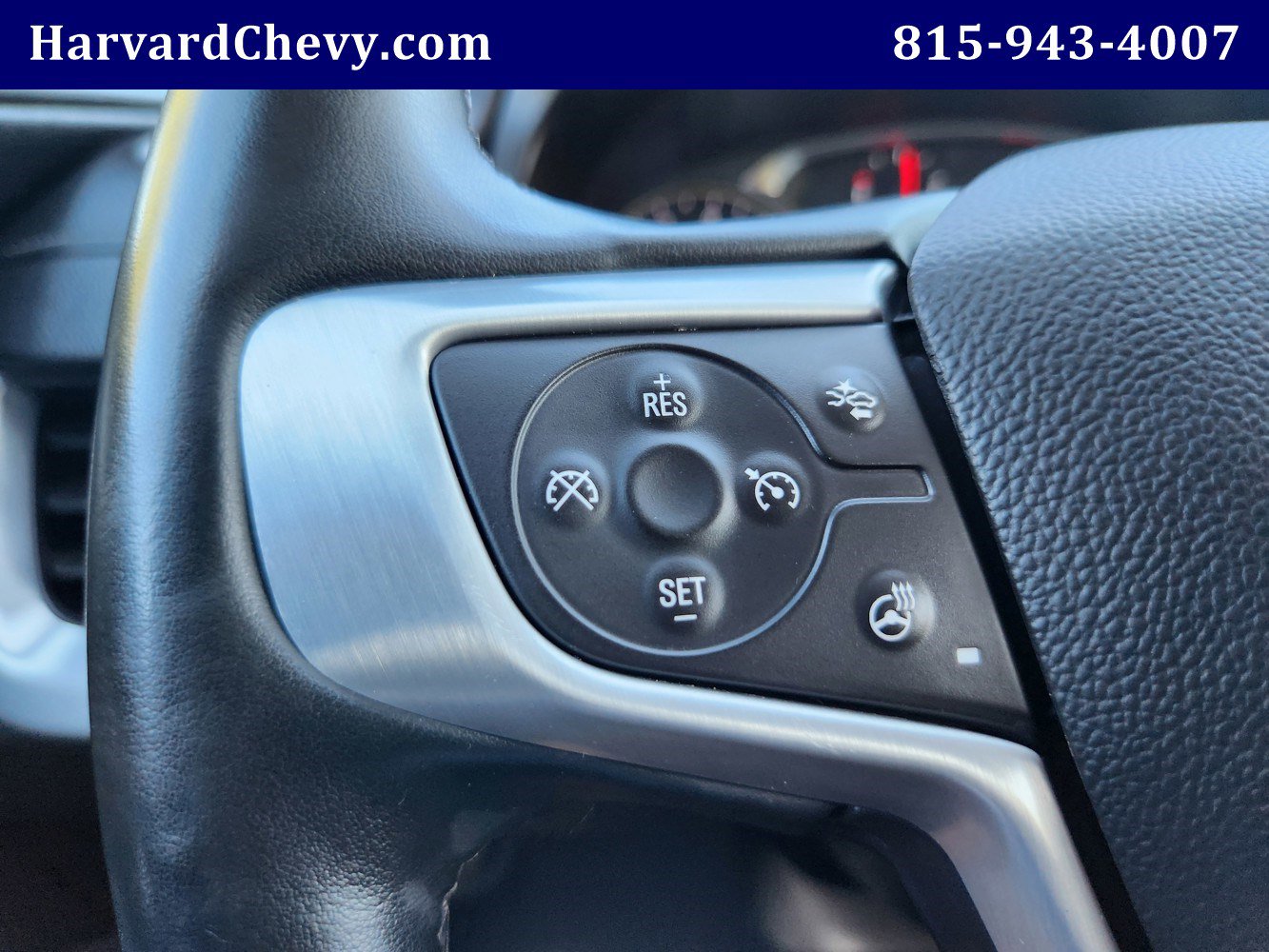 Used 2024 GMC Terrain SLT image 18