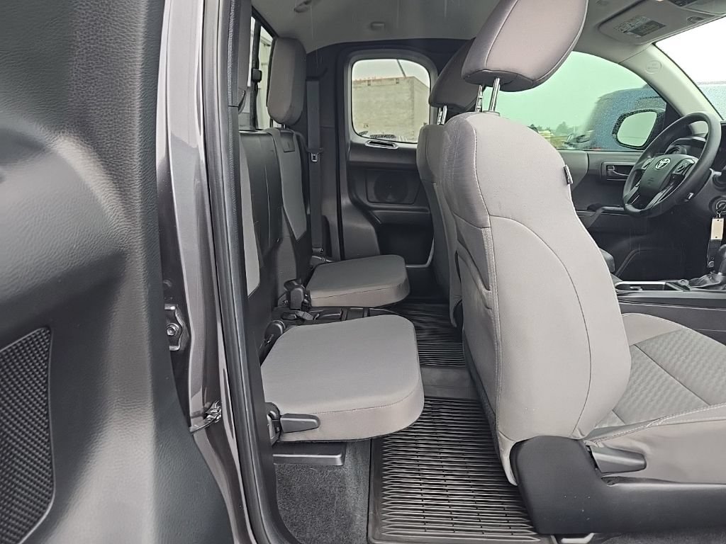 Used 2022 Toyota Tacoma SR w/ SX Package AWD/4WD image 36