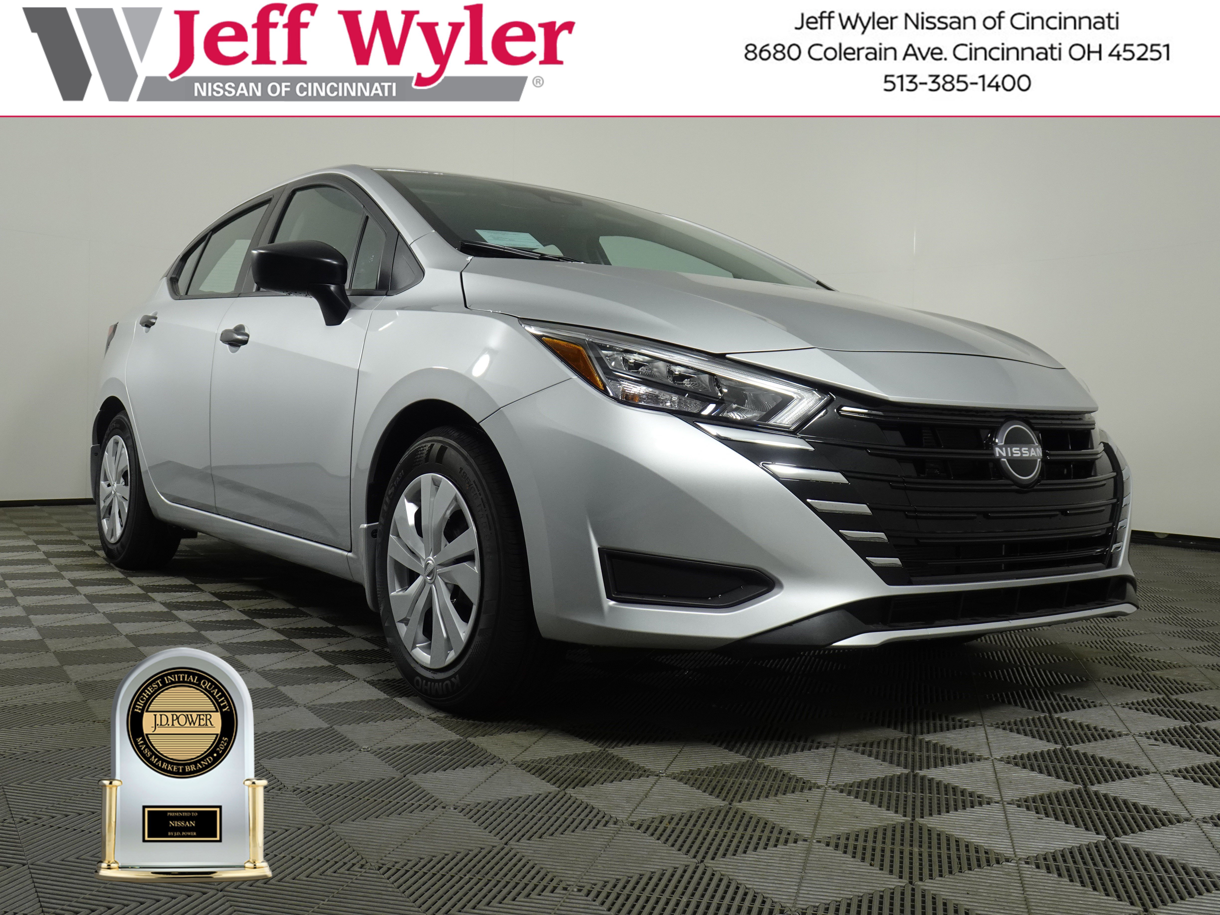 New 2025 Nissan Versa S w/ Trunk Package