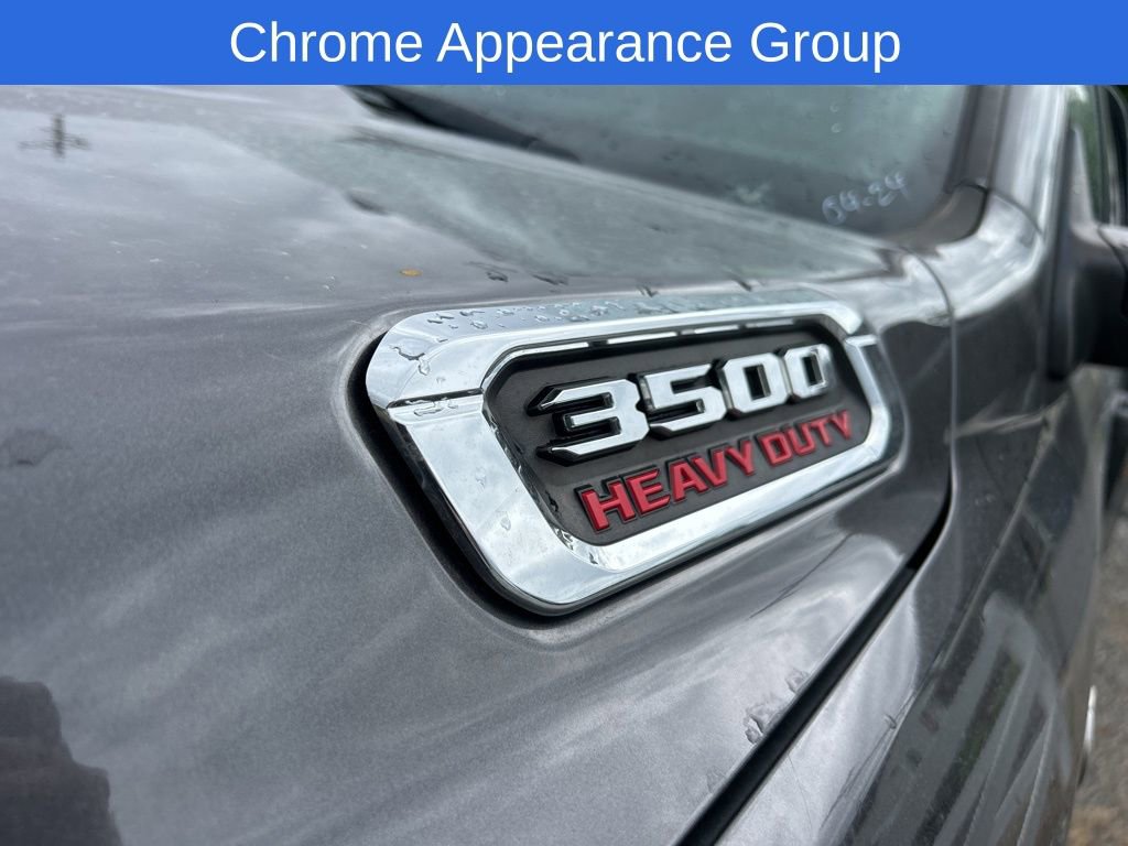 Used 2019 RAM 3500 Tradesman w/ Chrome Appearance Group AWD/4WD image 5