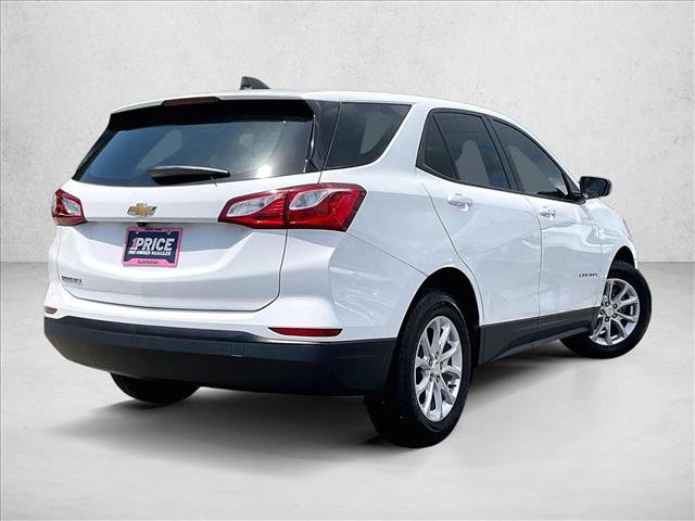 Used 2020 Chevrolet Equinox LS FWD image 2