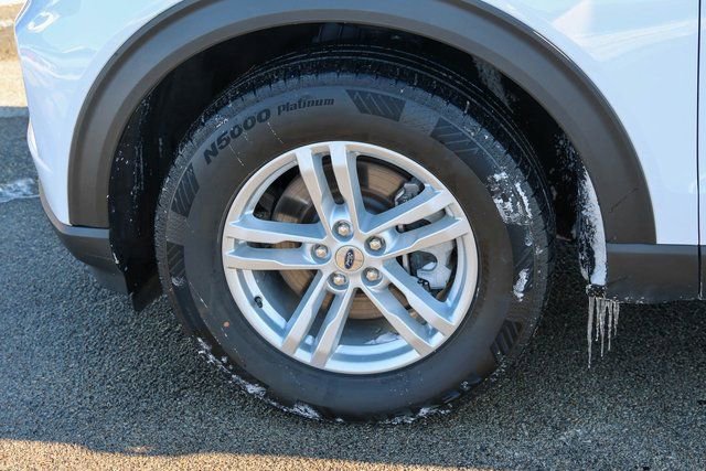 Used 2022 Ford Explorer XLT image 7