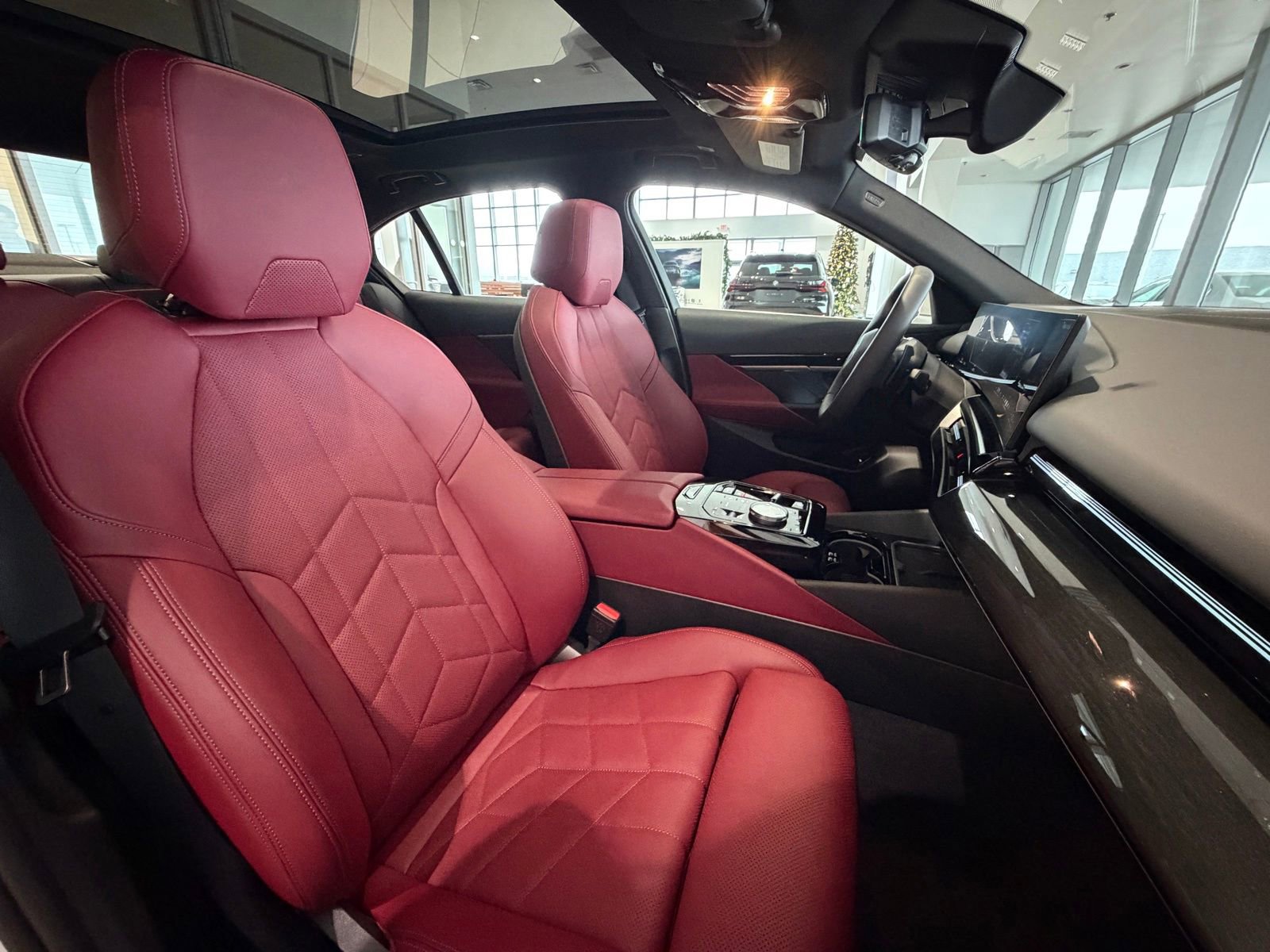 Certified 2025 BMW 530i xDrive image 41