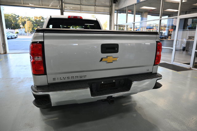 Used 2017 Chevrolet Silverado 1500 LT w/ All Star Edition AWD/4WD image 6