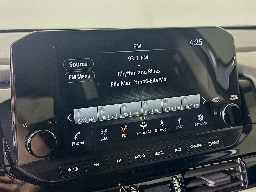 Used 2023 Nissan Pathfinder Platinum image 30