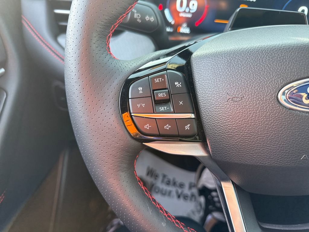 Used 2025 Ford Explorer ST-Line w/ Premium Package image 37