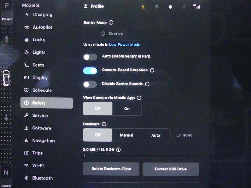 Used 2022 Tesla Model S image 16