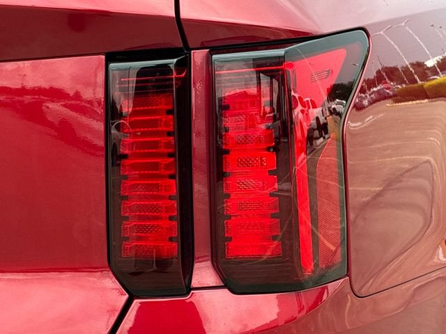 Used 2023 Kia Sorento LX FWD image 28
