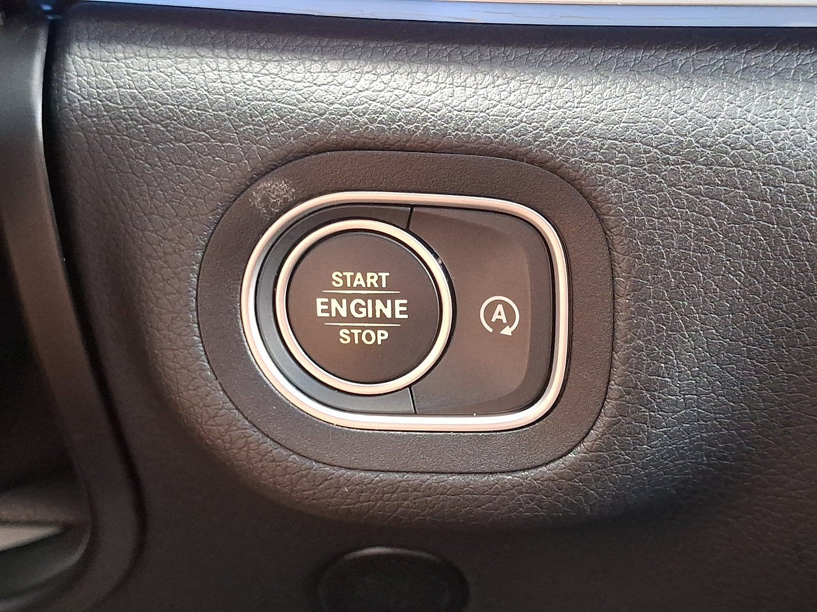 Certified 2025 Mercedes-Benz GLE 450 4MATIC image 26