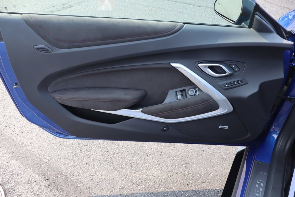 Used 2022 Chevrolet Camaro ZL1 RWD image 6