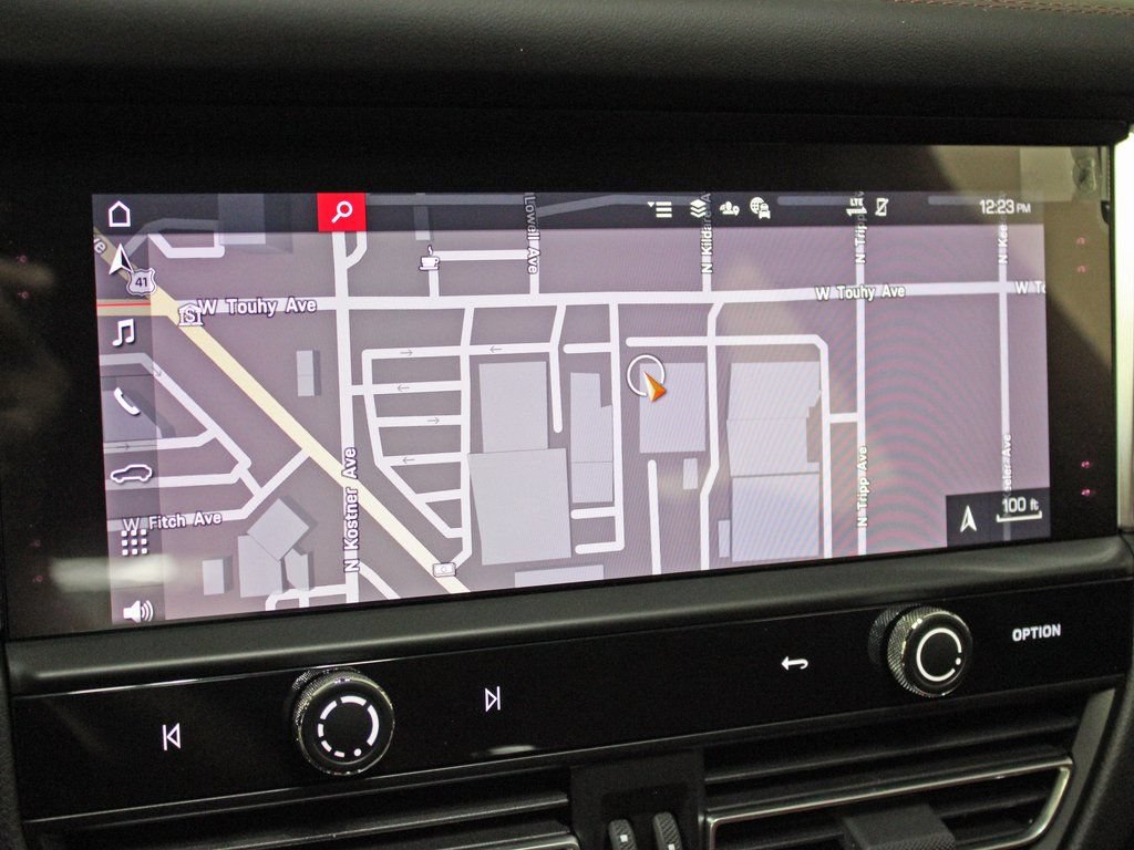 Certified 2026 Porsche Macan AWD/4WD image 27