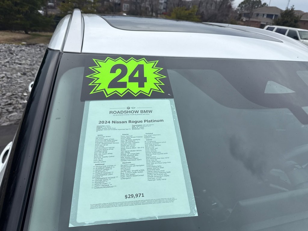 Used 2024 Nissan Rogue Platinum image 20