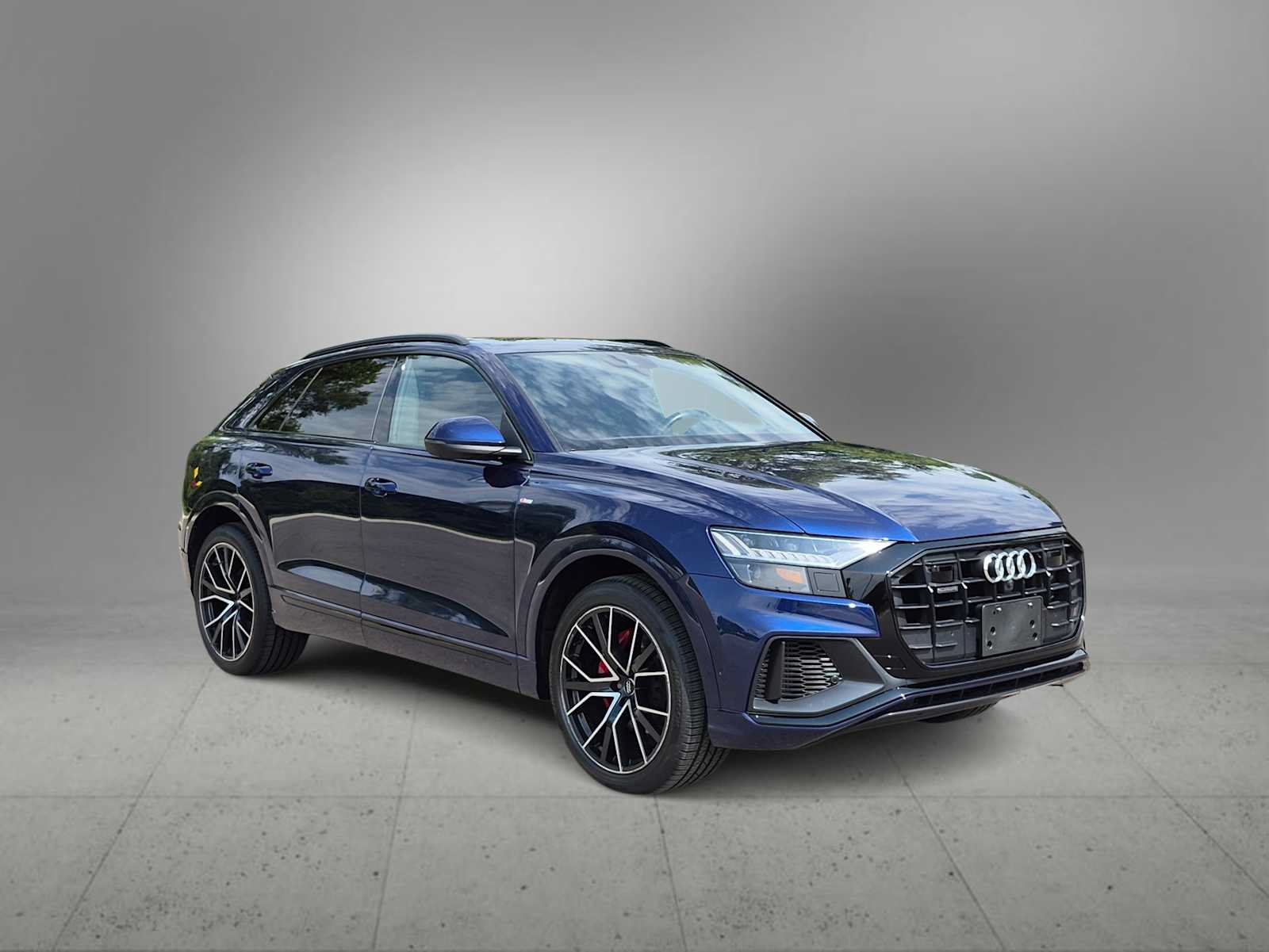 Used 2019 Audi Q8 Prestige w/ Year 1 Package AWD/4WD image 2