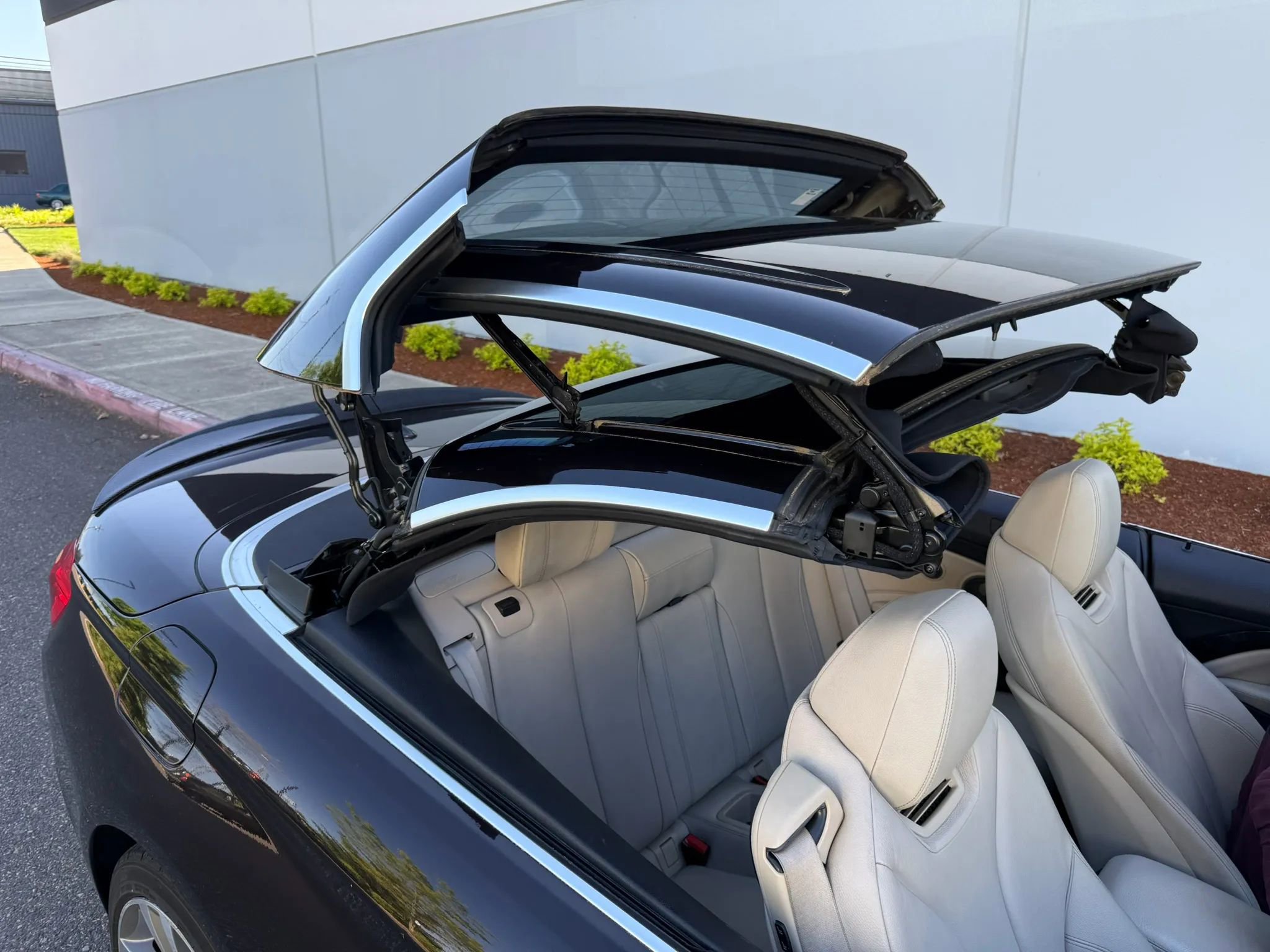 Used 2015 BMW 435i xDrive Convertible AWD/4WD image 9