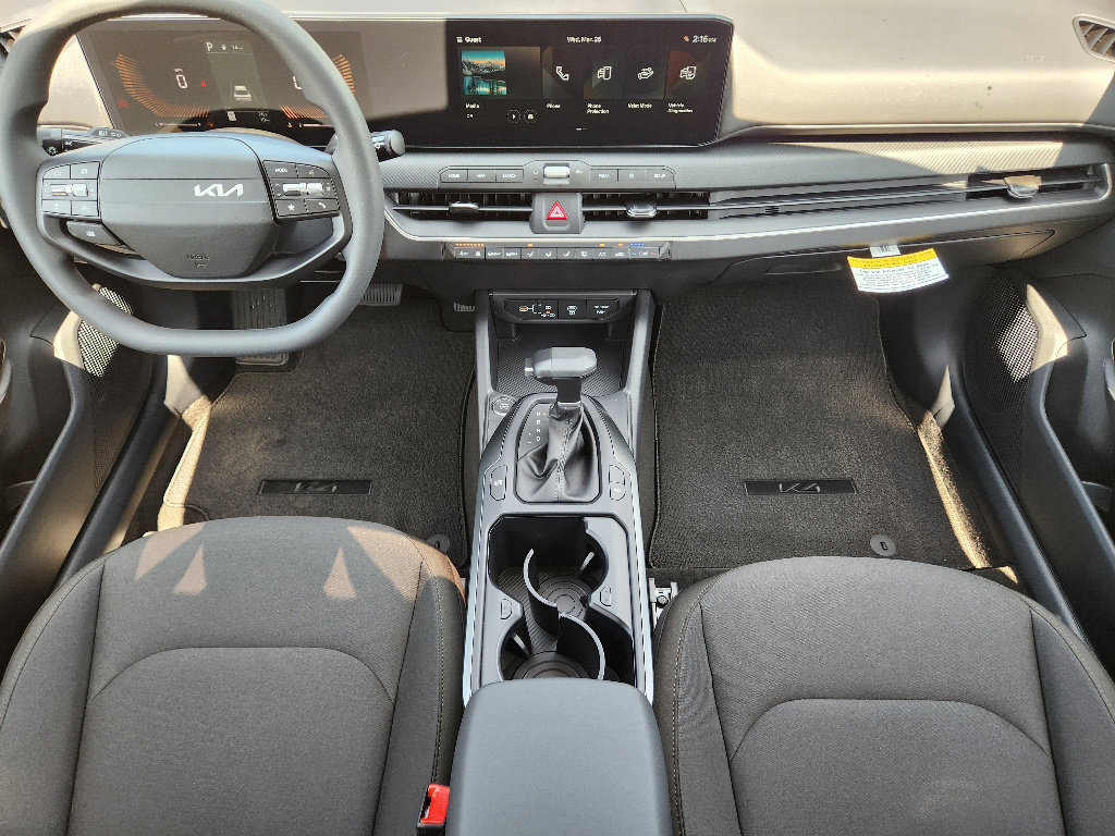 New 2026 Kia K4 LXS image 18