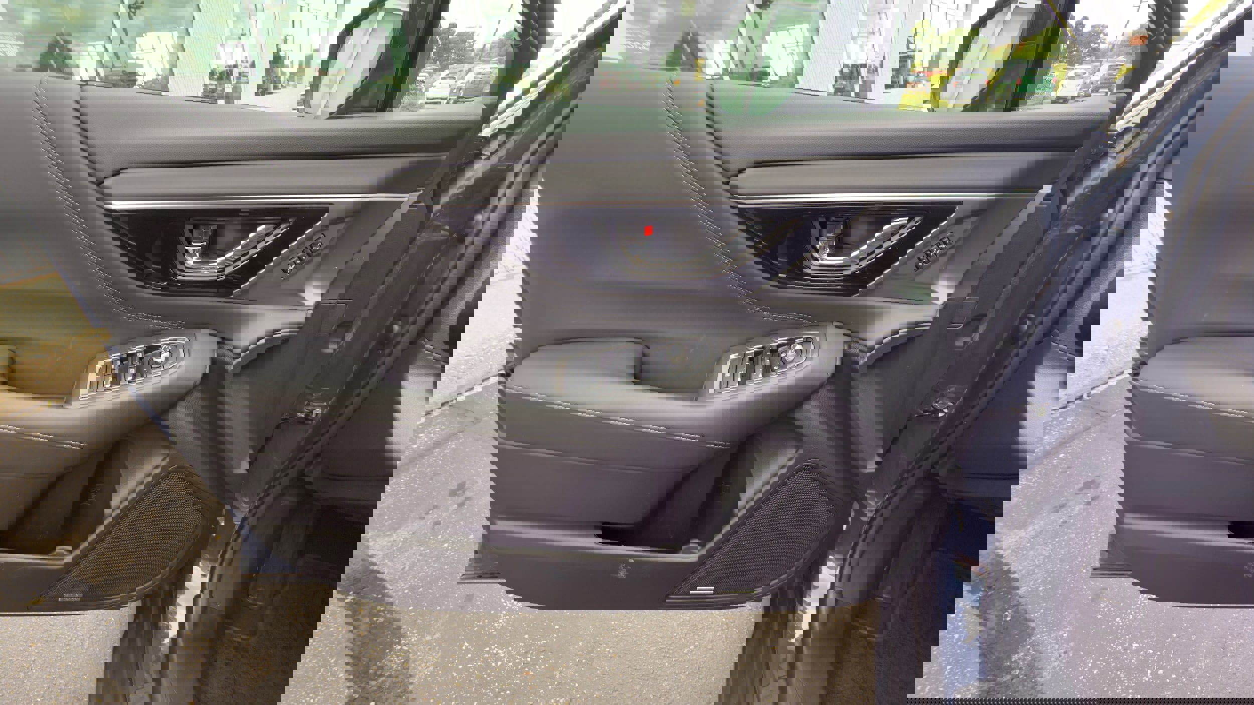 Used 2023 Subaru Outback Limited image 16