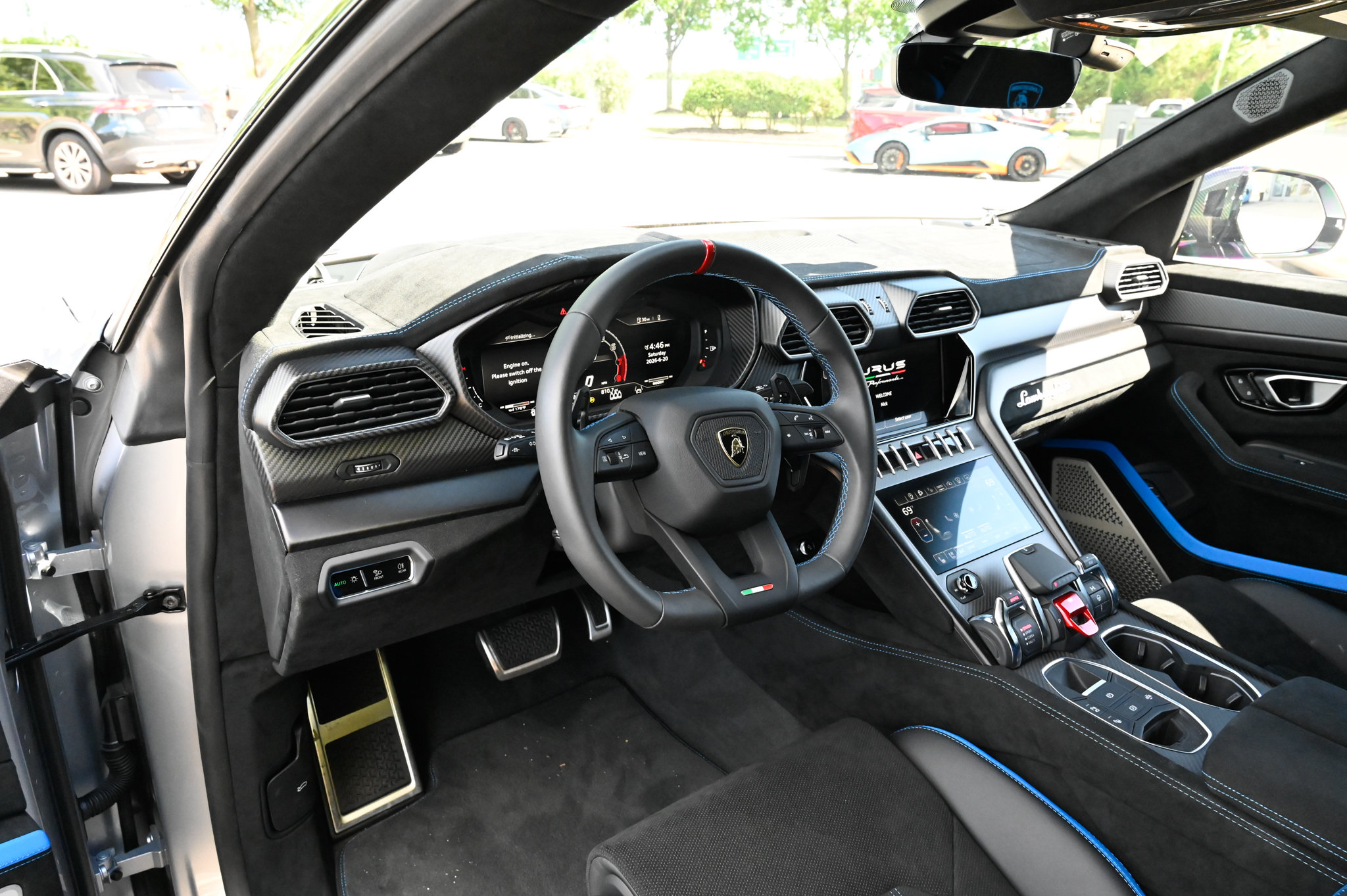 Used 2024 Lamborghini Urus Performante AWD/4WD image 16