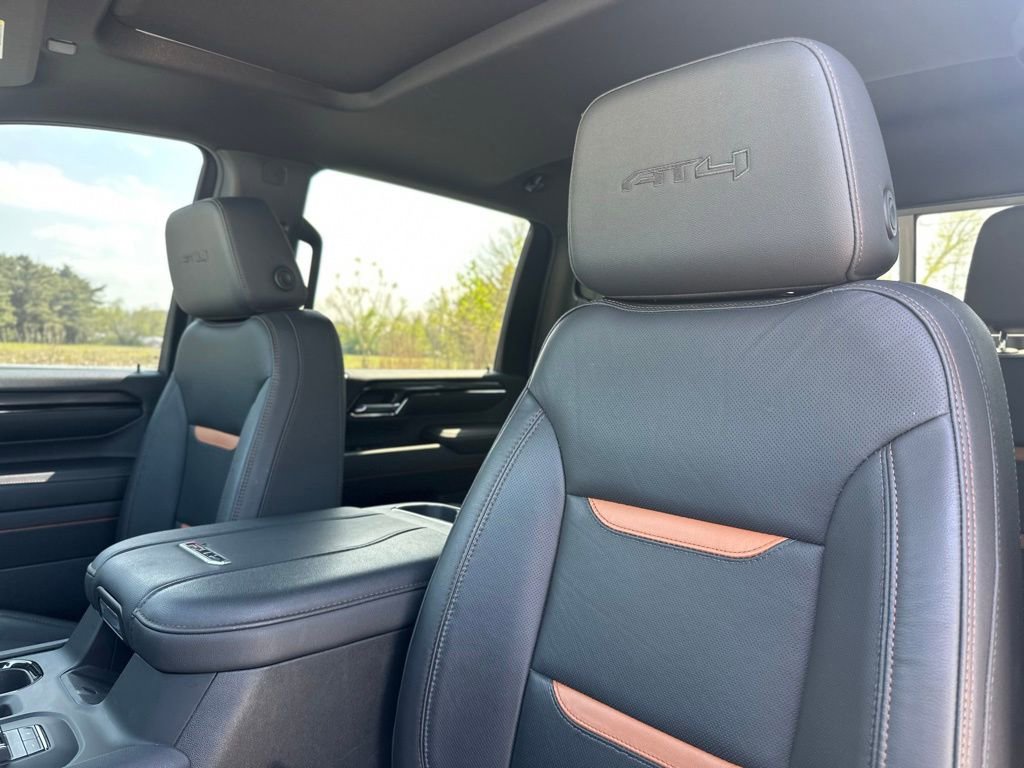Used 2024 GMC Sierra 2500 AT4 w/ AT4 Premium Plus Package AWD/4WD image 17