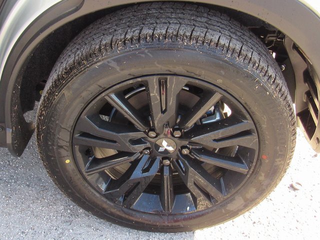 New 2026 Mitsubishi Eclipse Cross Black Edition image 7