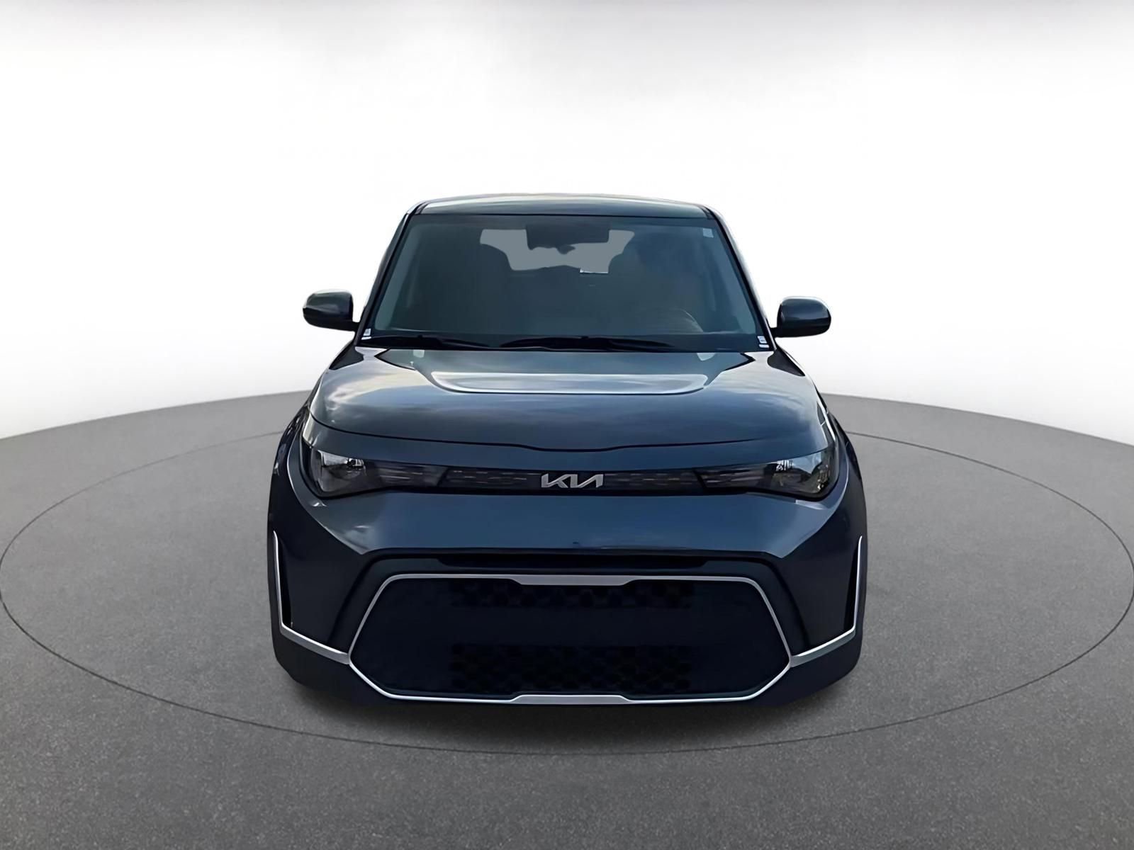 Used 2025 Kia Soul LX w/ Option Group 015 image 4