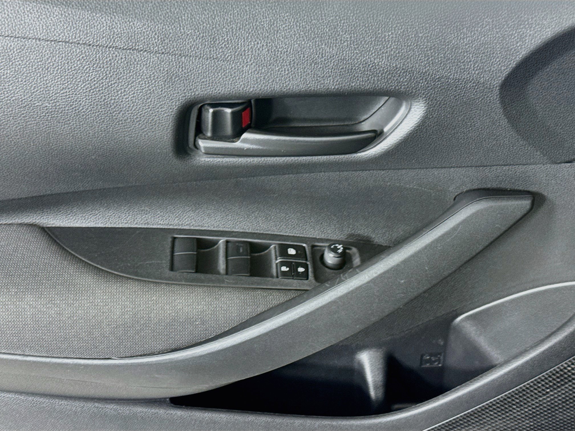Certified 2024 Toyota Corolla LE FWD image 17