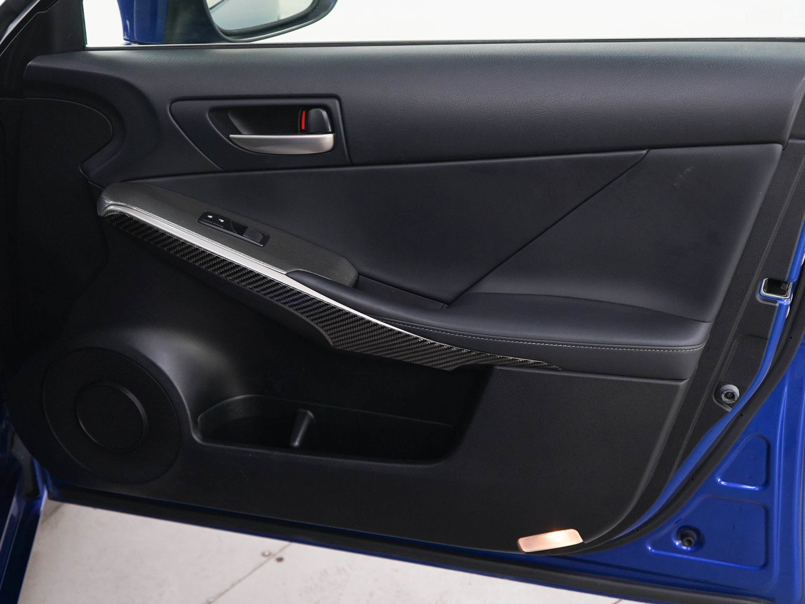 Used 2018 Lexus IS 300 AWD image 9