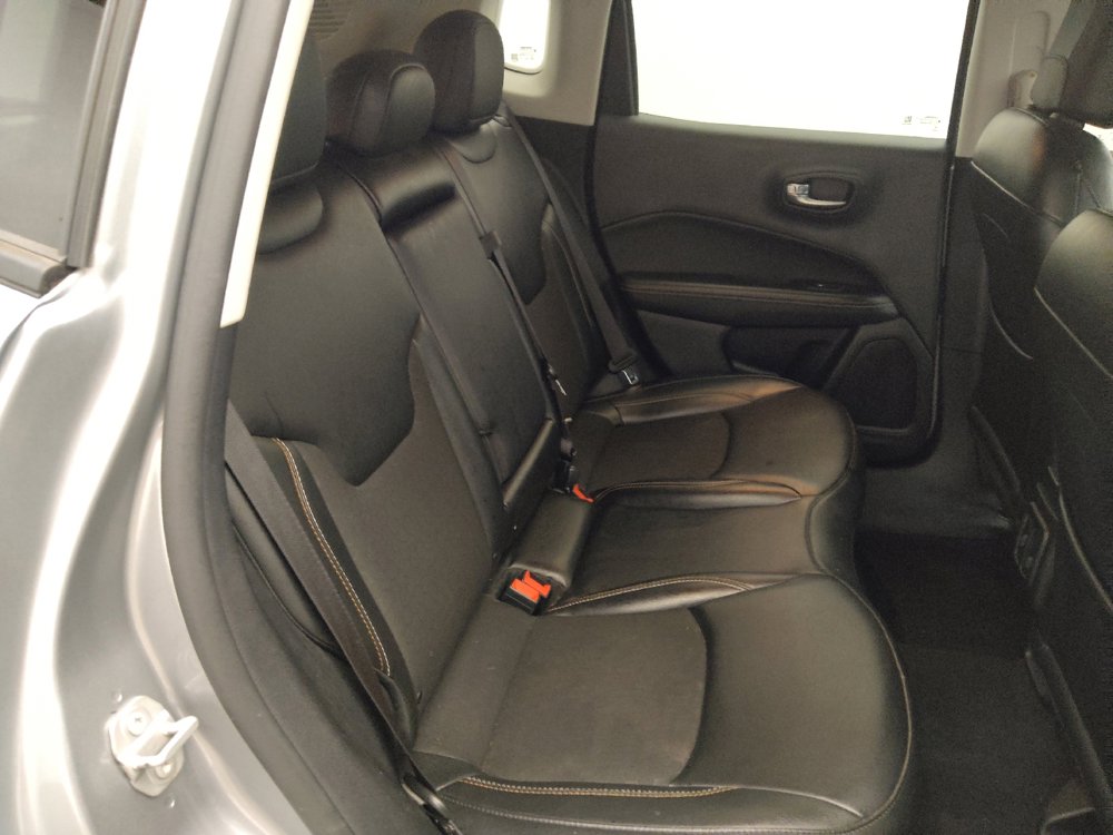 Used 2020 Jeep Compass Latitude FWD image 19