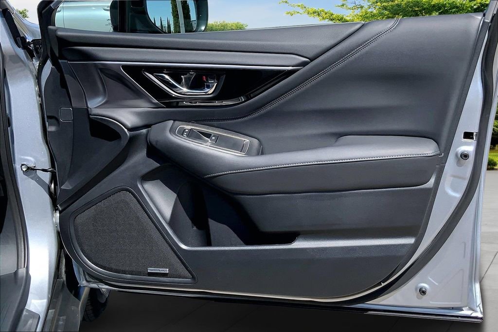 Certified 2025 Subaru Outback Limited image 26