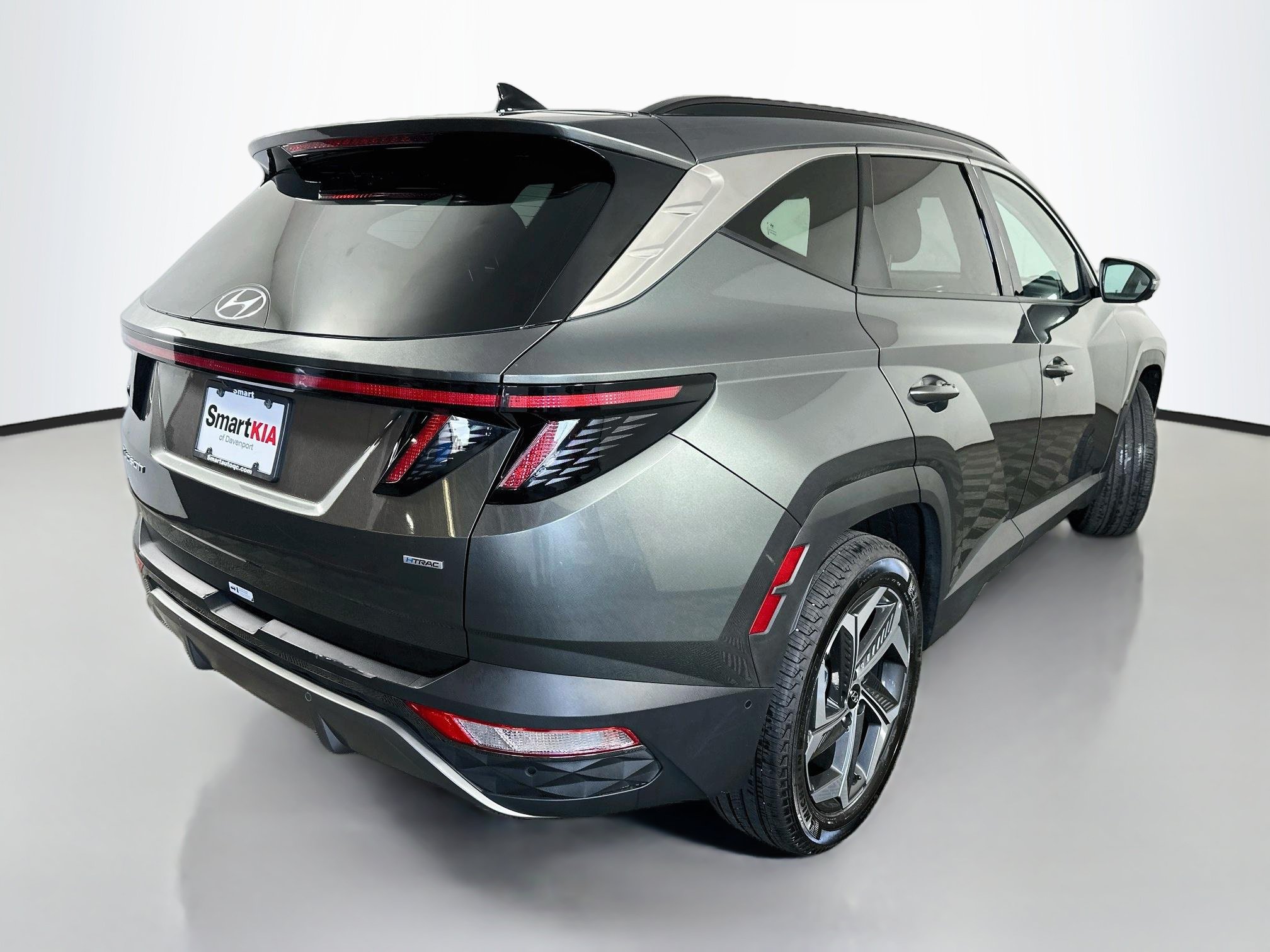 Used 2023 Hyundai Tucson Limited w/ Cargo Package AWD/4WD image 7